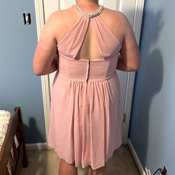 David’s Bridal short pink dress - Picture 2 of 8